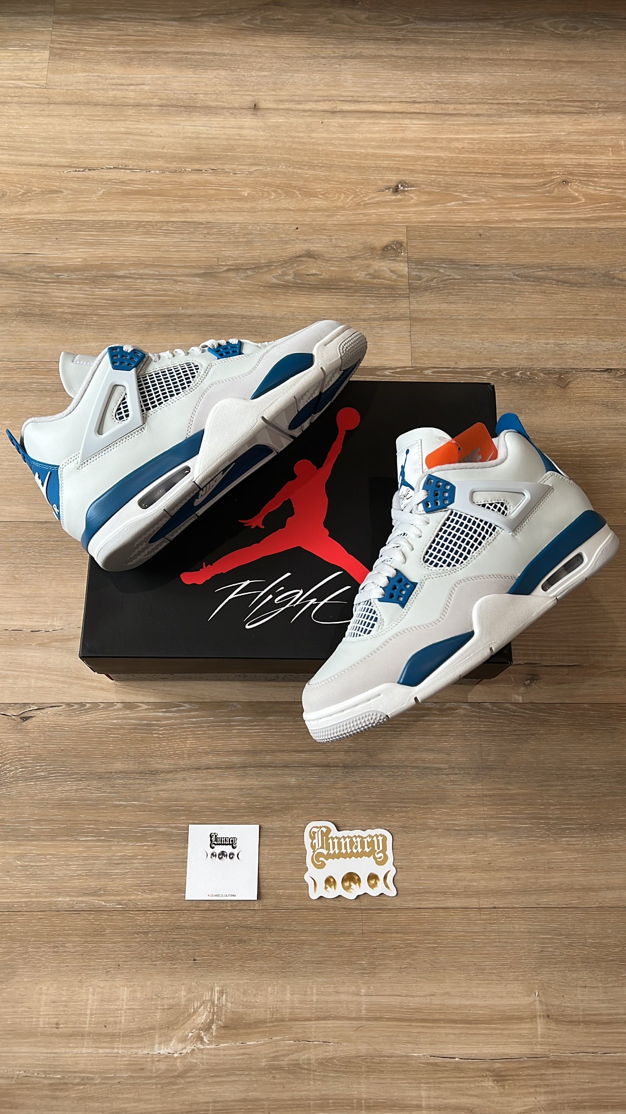 JORDAN 4 RETRO MILITARY BLUE (2024)